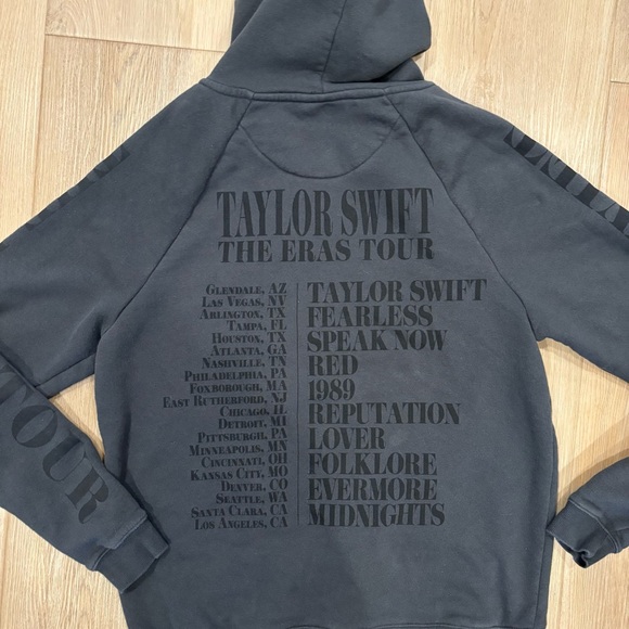 Taylor Swift Hoodie Adult Small The Eras Tour 2023 Official Merch Sweatshirt - Picture 4 of 9